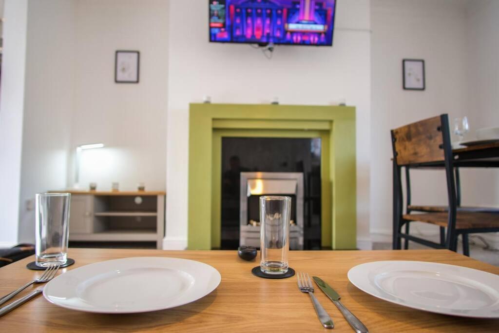 3 Bed, Parking Inc 15 Percent Off For Monthly Stays Westoe Екстериор снимка