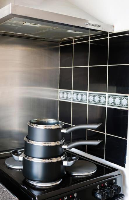 3 Bed, Parking Inc 15 Percent Off For Monthly Stays Westoe Екстериор снимка